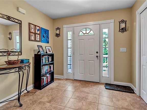 3rd image of 7653 Rooster Hill Ln