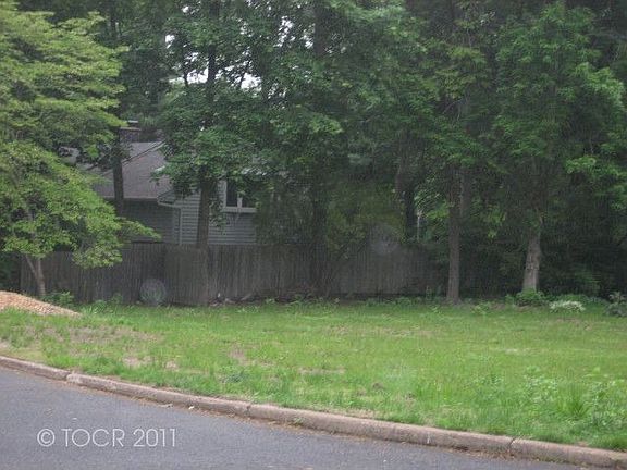 3rd image of 22 Sherwood Dr