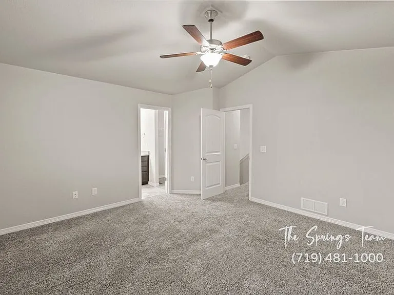 10957 Matta Dr — Photo 22