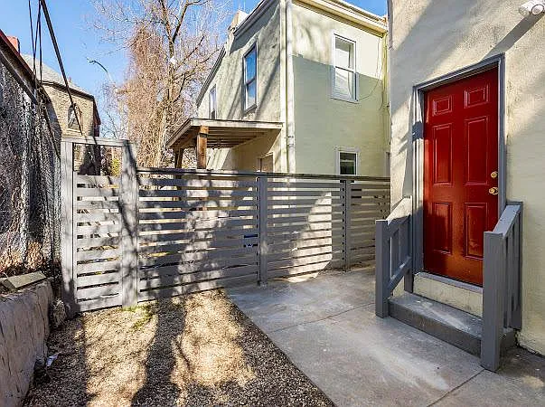 17 E Ashmead St — Photo 34