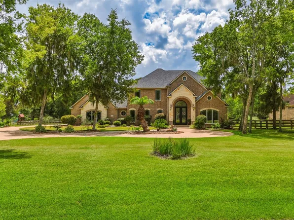 3406 Wellspring Lake Dr, Weston Lakes, TX 77441