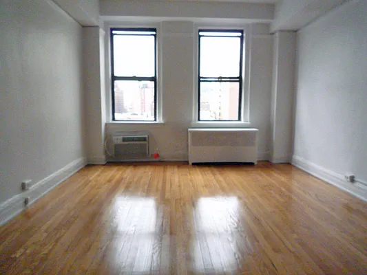 Rented by DSA Realty | media 12