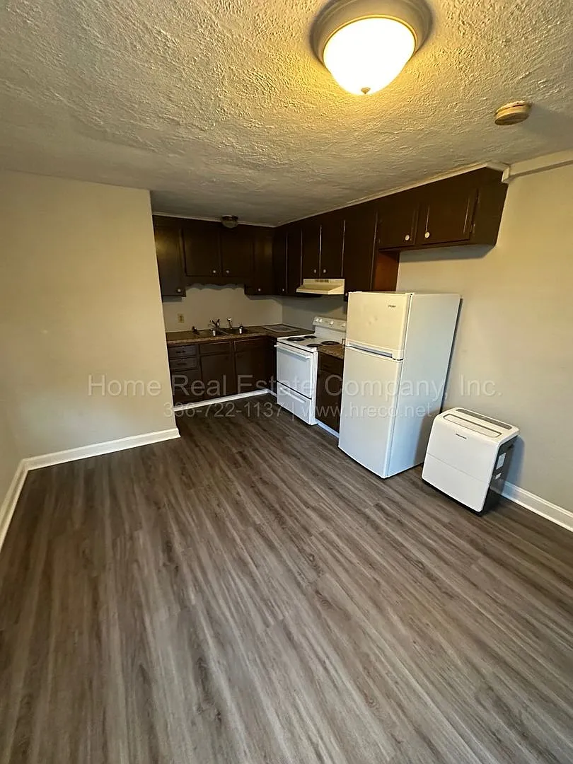 131 Westdale Avenue — Photo 2
