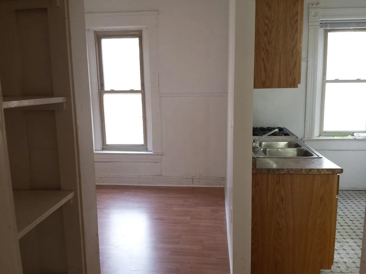 1 bed, 425 sqft, $600 — Photo 4
