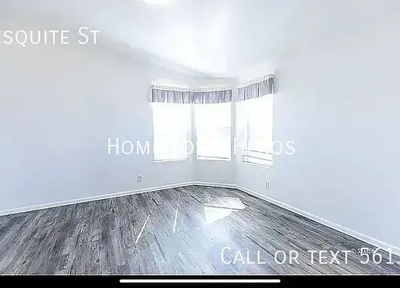 3rd image of 528 N Mesquite St