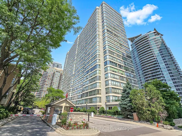 55 Elm Dr W #1801, Mississauga, ON L5B 3Z3
