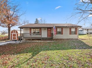 111 Old Troy Rd, Winfield, MO 63389