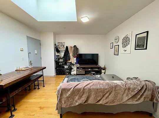 Rented by Oxford Property Group | media 5