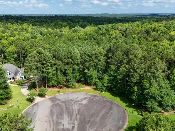 331 Pebble Hollow Dr, Milledgeville, GA 31061