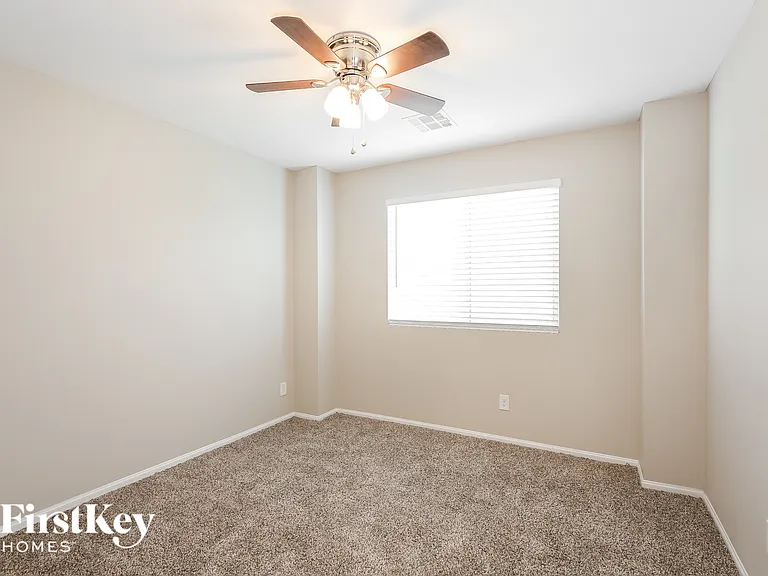 5616 Salt Rock St — Photo 11
