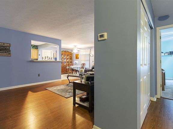 4th image of 7003 Glen Kerry Ct