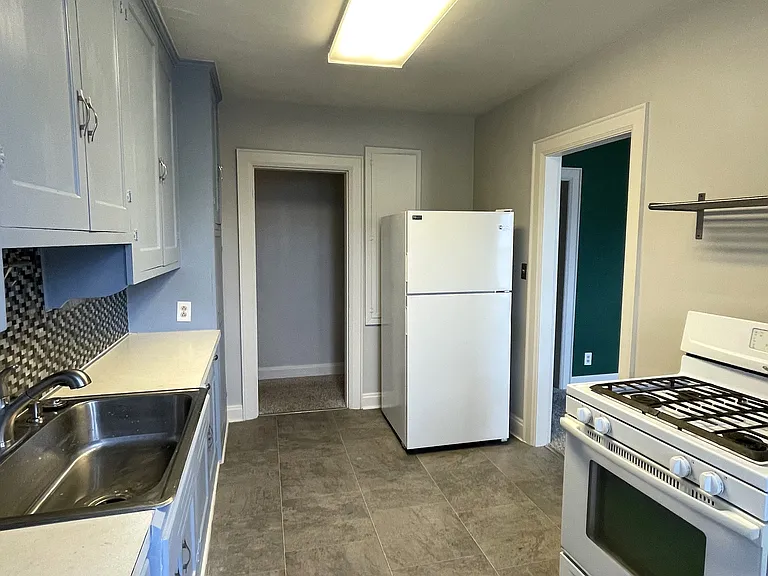 1651 Wyandotte Rd #A — Photo 6