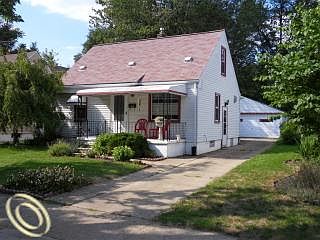 1st image of 1305 Whitcomb Ave