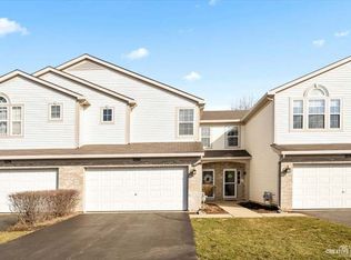 3260 Ronan Dr, Lake In The Hills, IL 60156