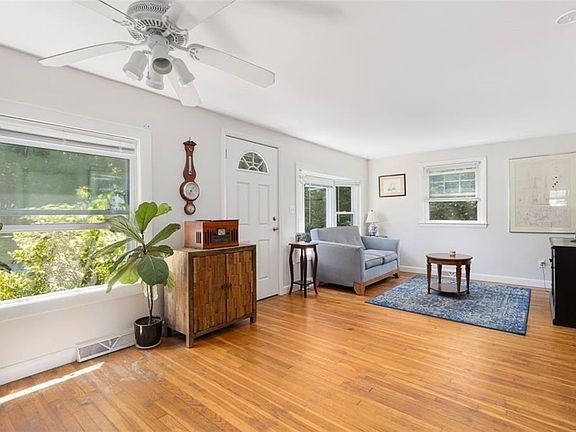 3rd image of 58 Springer Ave