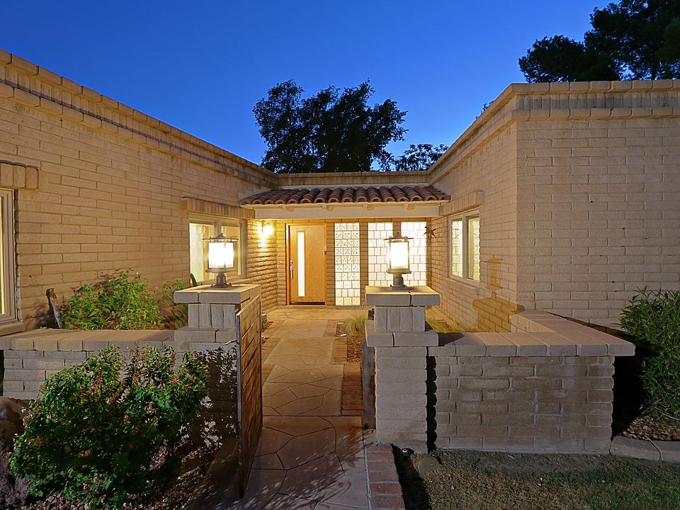 1st image of 3539 E Medlock Dr