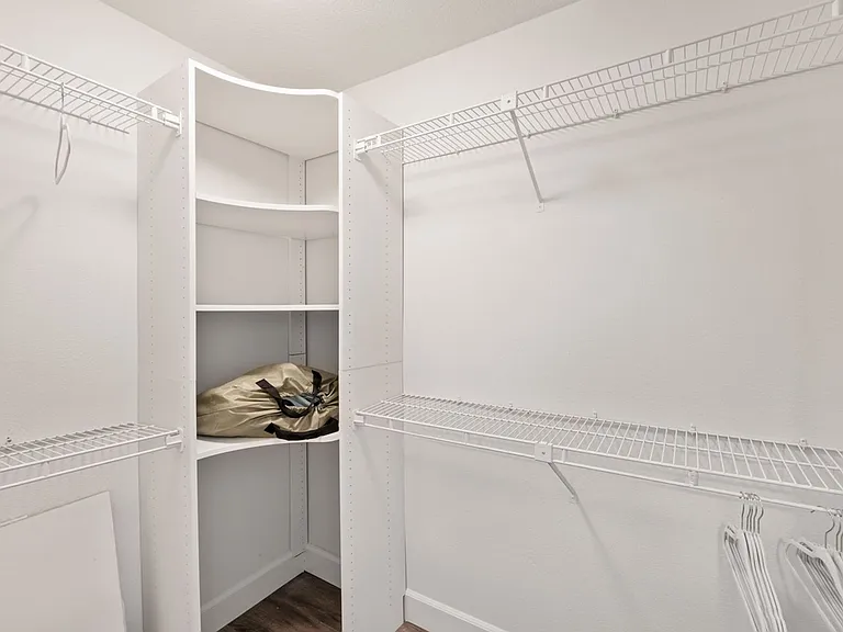 23952 Dory Dr — Photo 35