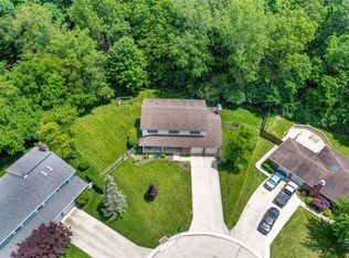 4388 E Entrada Dr, Dayton, OH 45431
