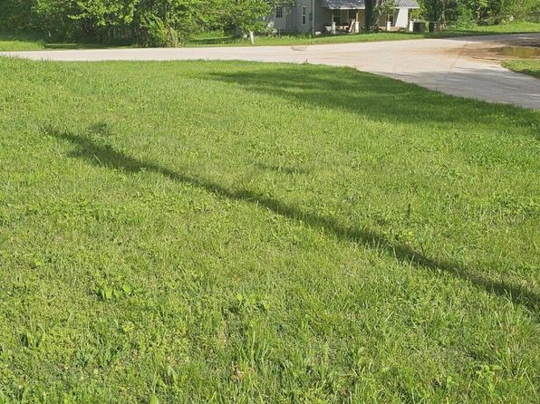 310 Gulf Street, Walnut Grove, MO 65770