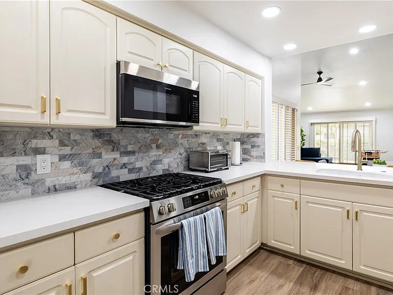 216 Desert Falls Dr E — Photo 15