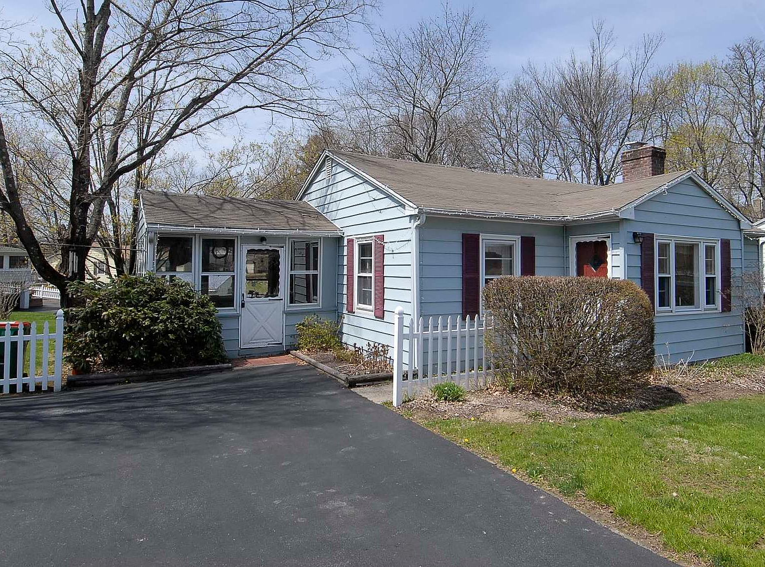 573 Violet Ave, Hyde Park, NY 12538 Zillow
