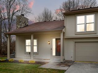 5933 Sawmill Woods Dr, Fort Wayne, IN 46835