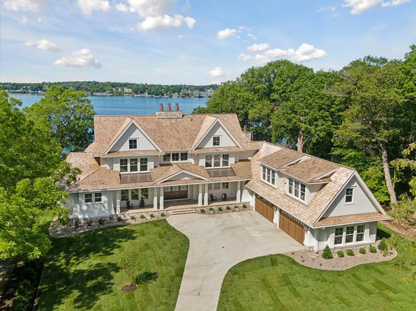 2475 Dunwoody Ave, Wayzata, MN 55391