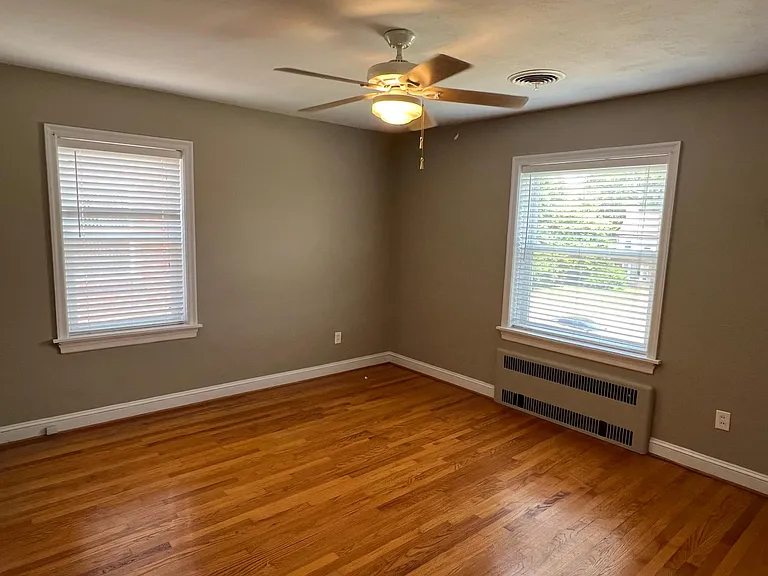 8030 Delmar Blvd #2W — Photo 9
