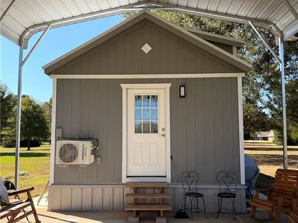 120 Scroggs Rd, Center Point, LA 71323