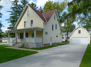 W2476 Elm St, Ashippun, WI 53003