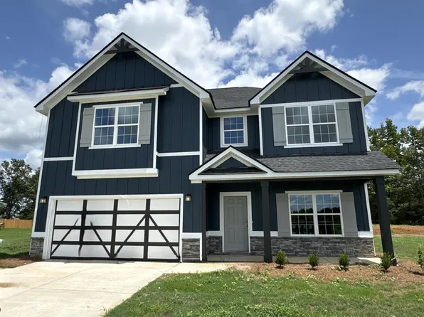 29 Sugar Maple Dr, Fort Mitchell, AL 36856