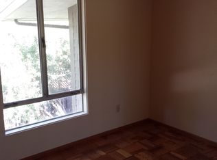 9 Surrey Ln, San Rafael, CA 94903