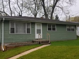 4405 Donald St, Lansing, MI 48910