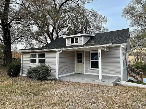 3807 Salem Tpke NW, Roanoke, VA 24017