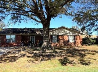 101 King Richard Dr, England, AR 72046