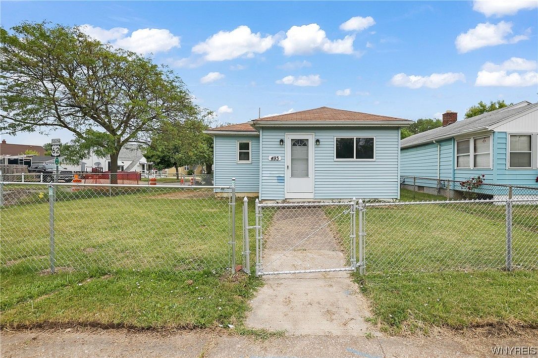 493 Hyde Park Blvd, Niagara Falls, NY 14303 Zillow