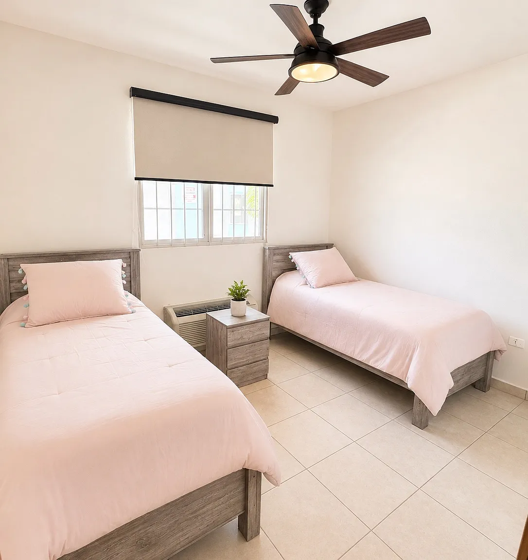 2 bed, 1051 sqft, $1,800 — Photo 3