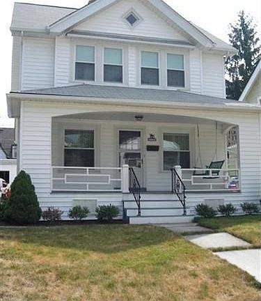 2nd image of 2059 Reveley Ave