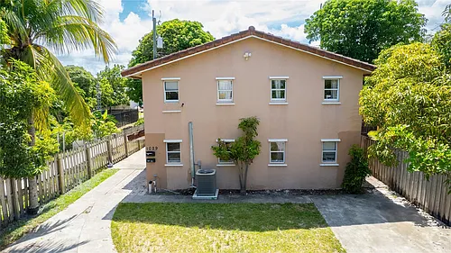 1029 S C St Photo 1