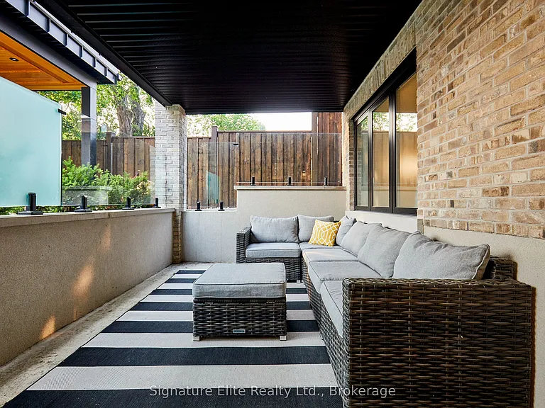 30 Amesbury Dr #2 — Photo 12