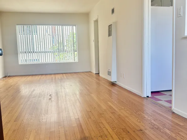 5525 Carlton Way Apartments, 5525 Carlton Way #Ef54d8150, Los Angeles, CA 90028