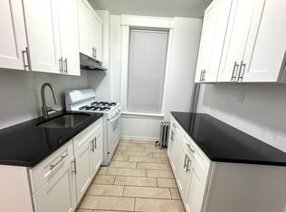 34-27 37th St #1J, Long Island City, NY 11101