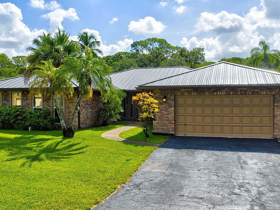 1st image of 1733 NW 92 Way