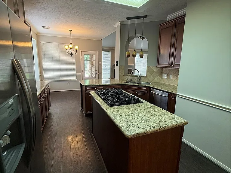 1927 Kelona Dr — Photo 3