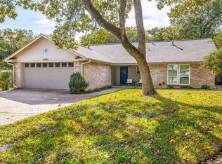 4302 Woodmeadow Ct, Arlington, TX 76016