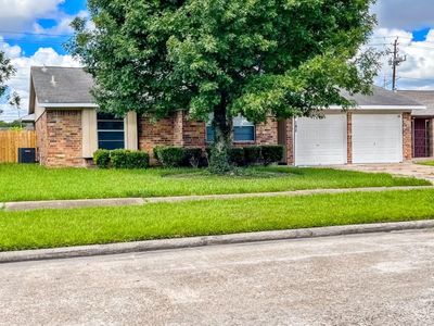 182 White Cedar St, Houston, TX, 77015
