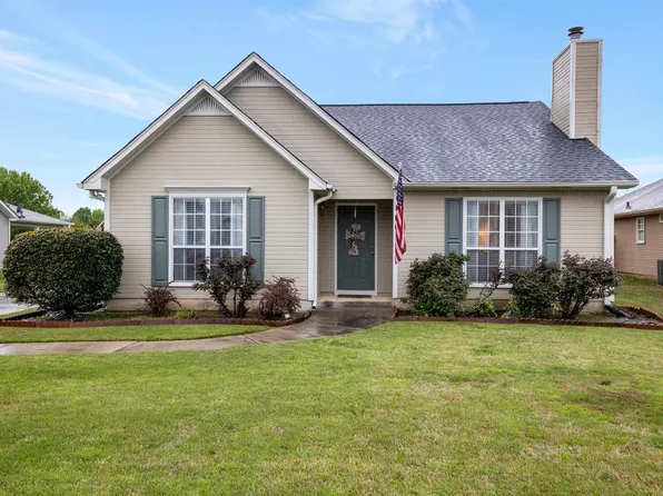 131 Buck Creek Dr, Alabaster, AL 35007