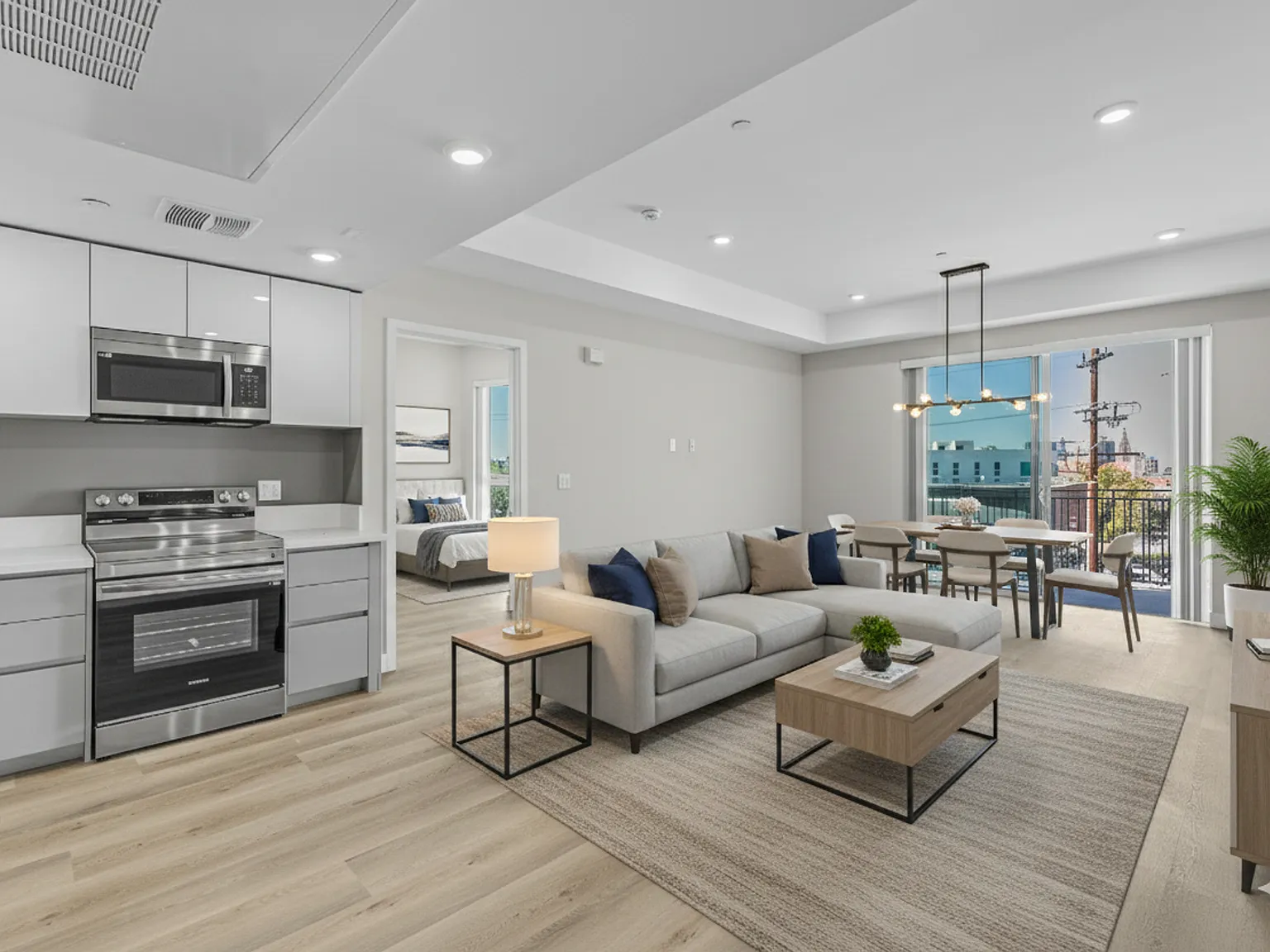 825 Coronado — Photo 1