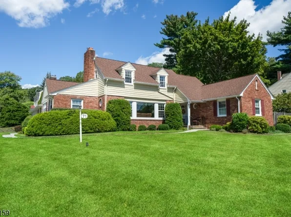 71 Reservoir Ave, Dover Town, NJ 07801