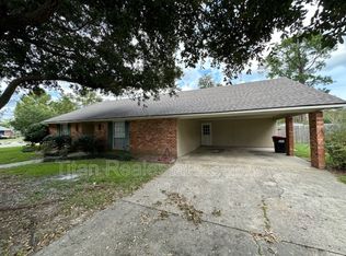 413 Woodvale Ave, Lafayette, LA 70503